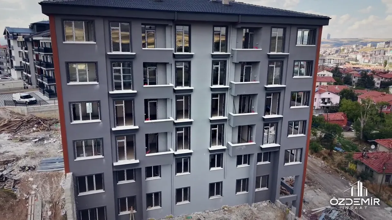 Teslim ettiğimiz bir konut binasının cephesi